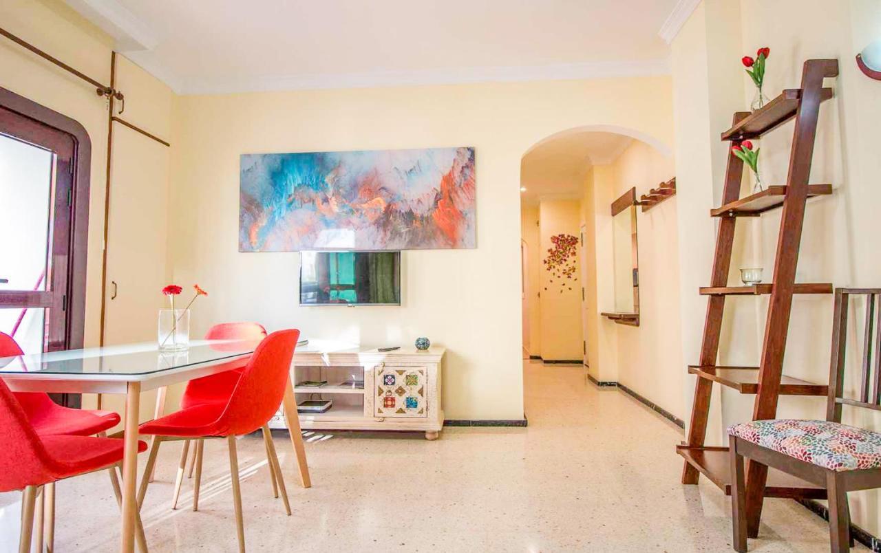 Apartamento Con Balcon En La Playa De Las Canteras لاس بالماس دي غران كاناريا المظهر الخارجي الصورة