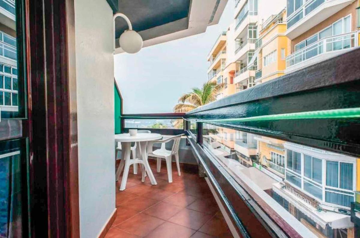 Apartamento Con Balcon En La Playa De Las Canteras لاس بالماس دي غران كاناريا المظهر الخارجي الصورة
